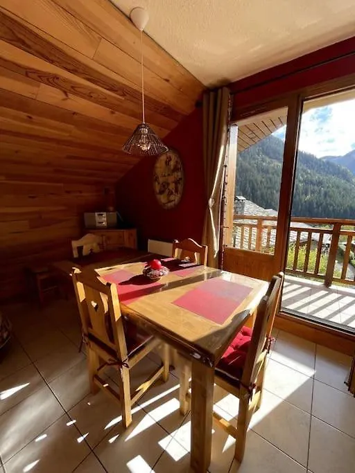 T3 Champagny-En-Vanoise Avec Terrasse Plein Sud La Plagne Apartment